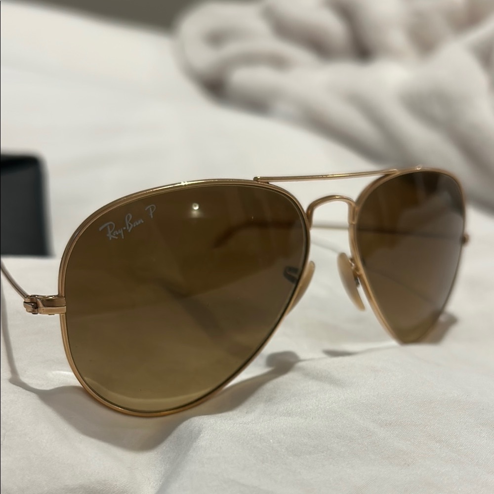 Ray-Ban Classic Gold Aviator Sunglasses